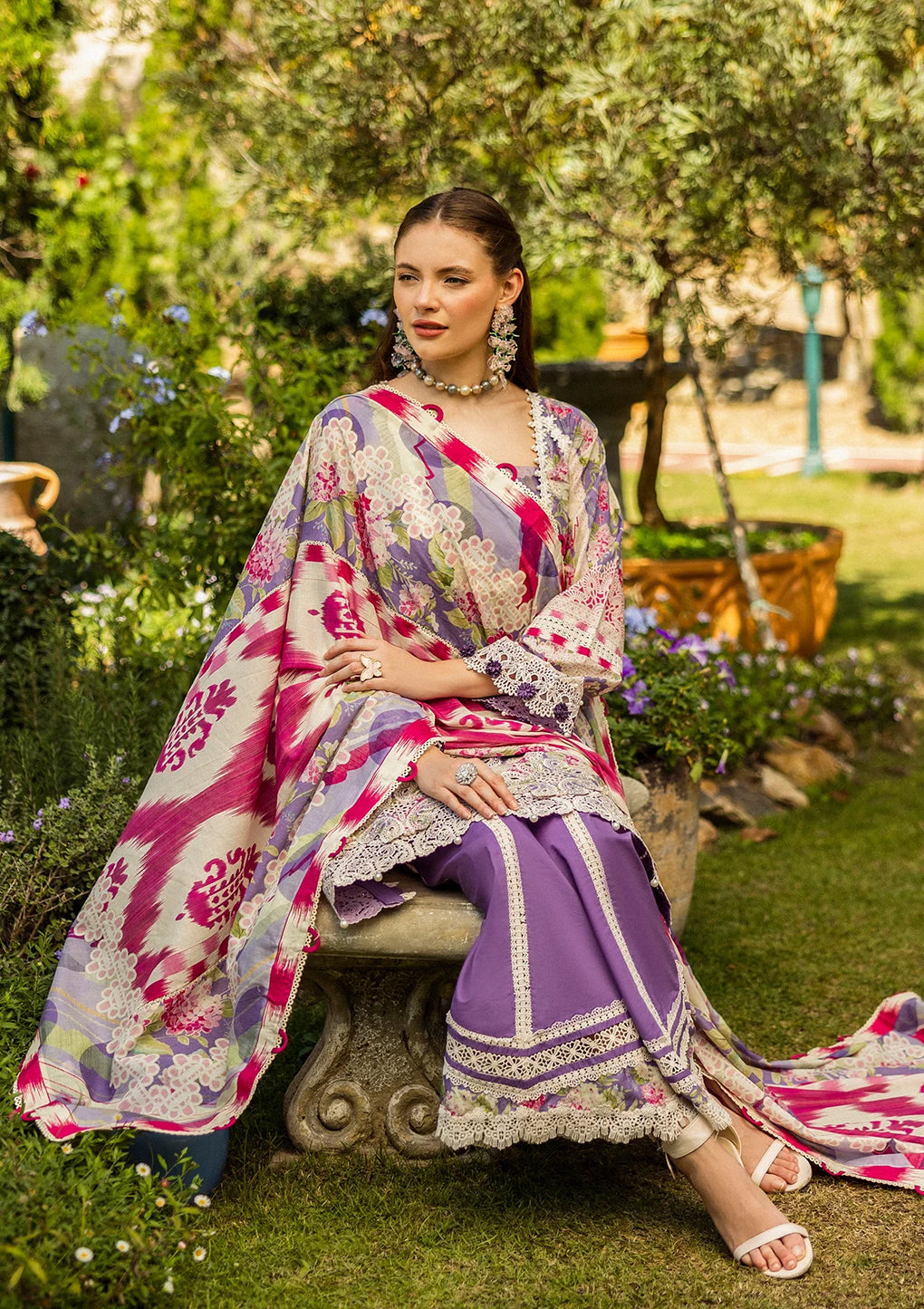 Stunning Digital Printed Voil Dupatta Front.