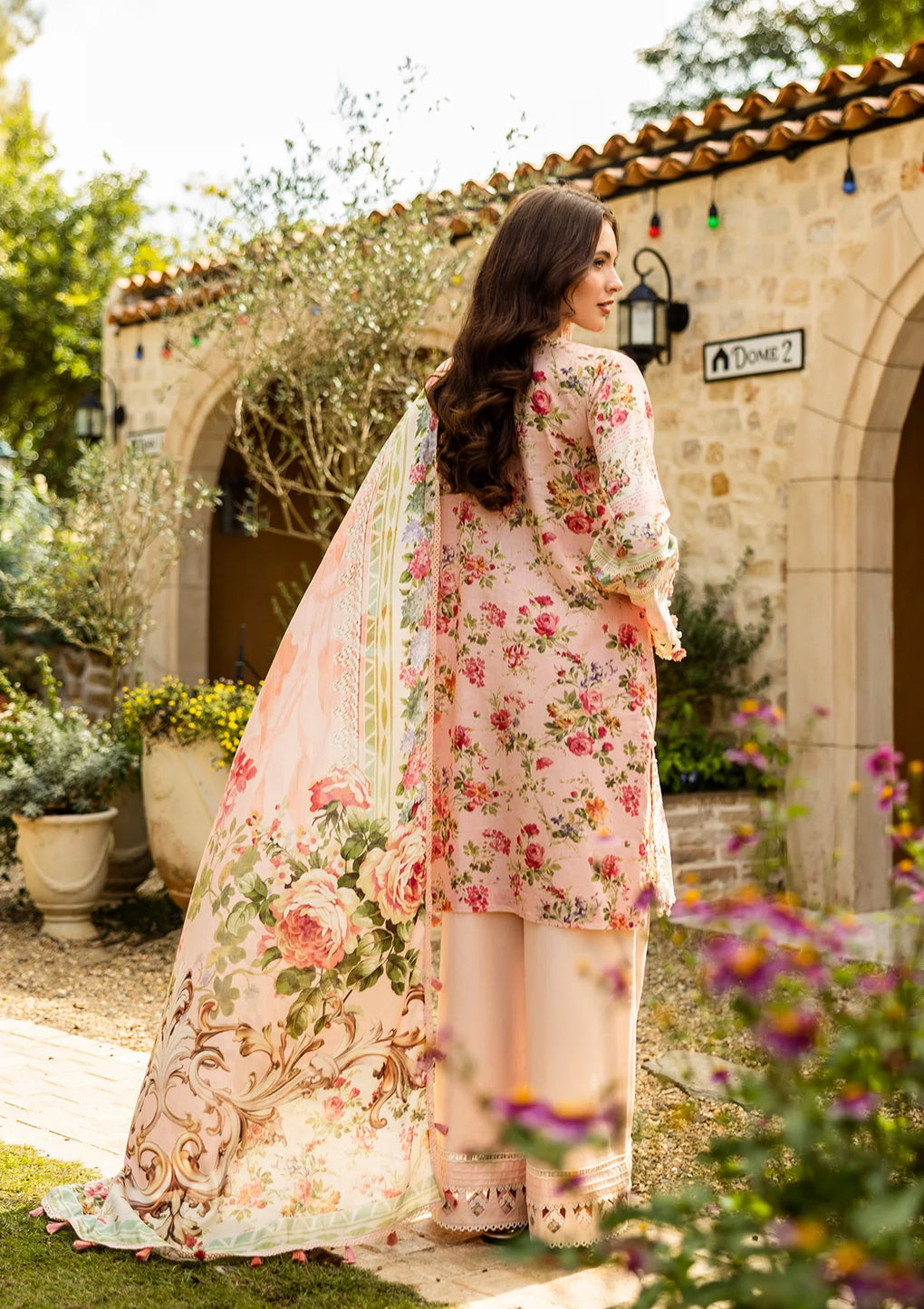 Elegent dress TRUE LOVE in beautiful florals.