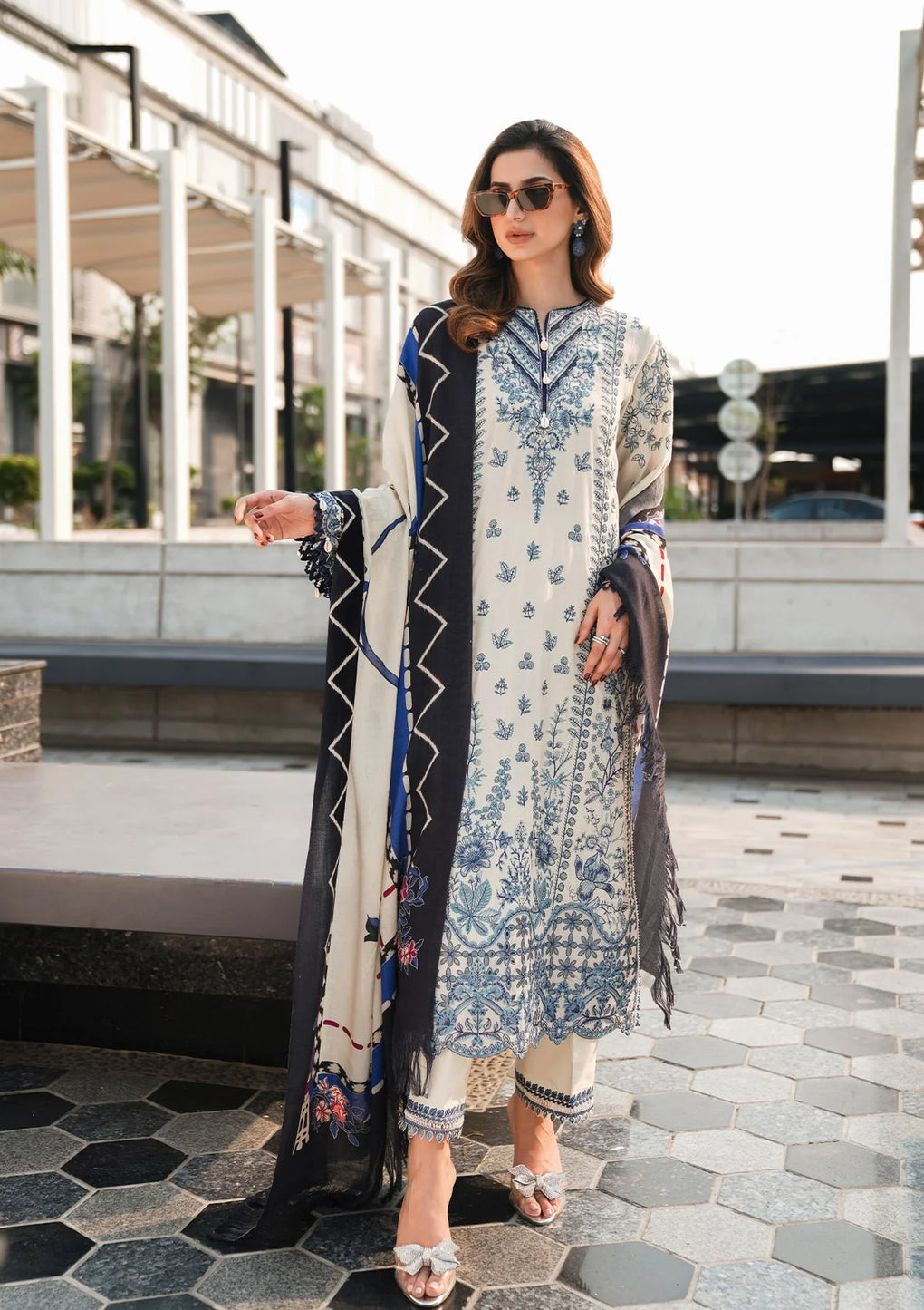 EMBROIDERED KARANDI FRONT CENTER PANEL and PURE PASHMINA PRINTED SHAWL from Elaf Winter Pashmina Shawl Collection 2024