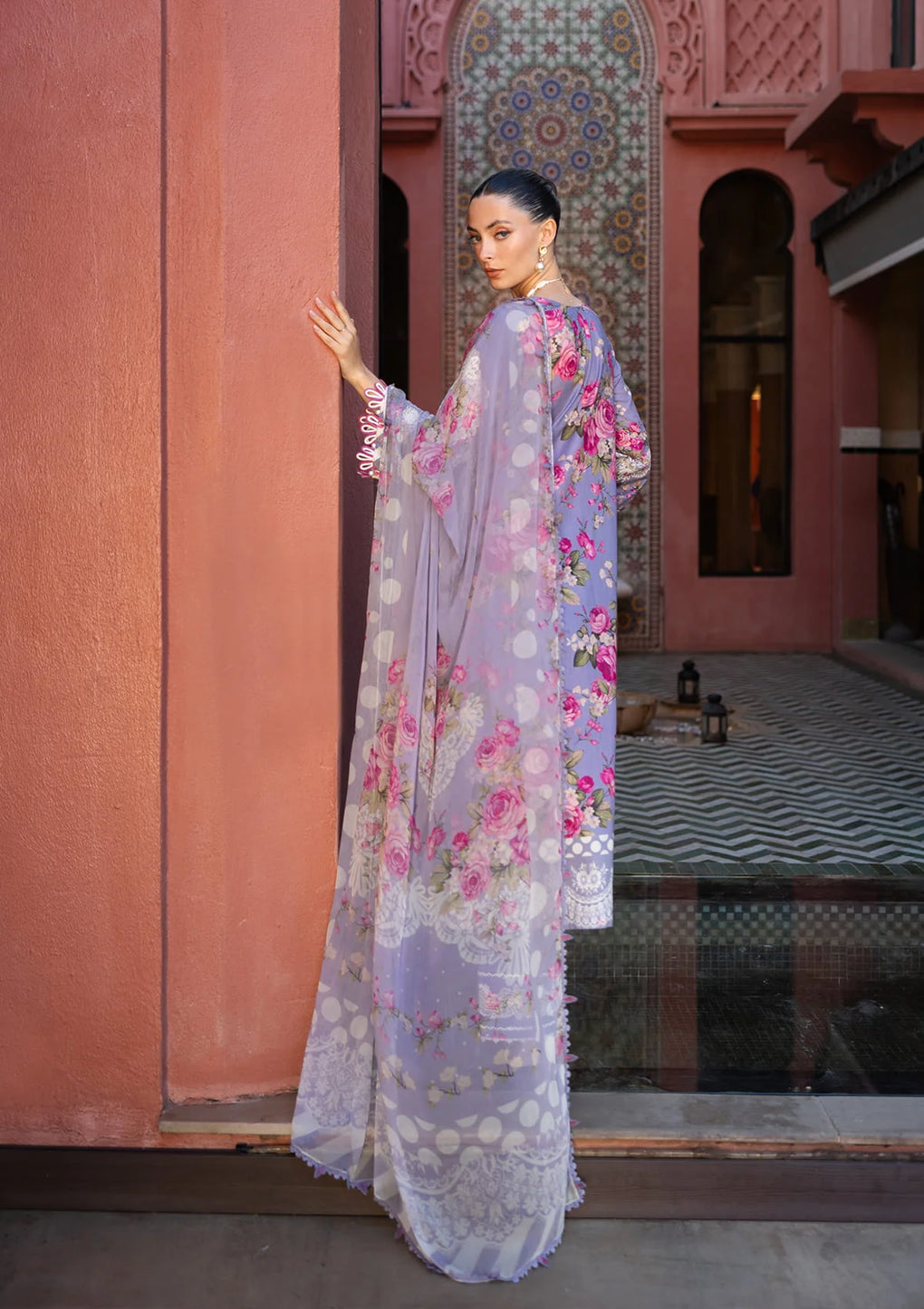 Charming Printed Chiffon Dupatta in light florals.